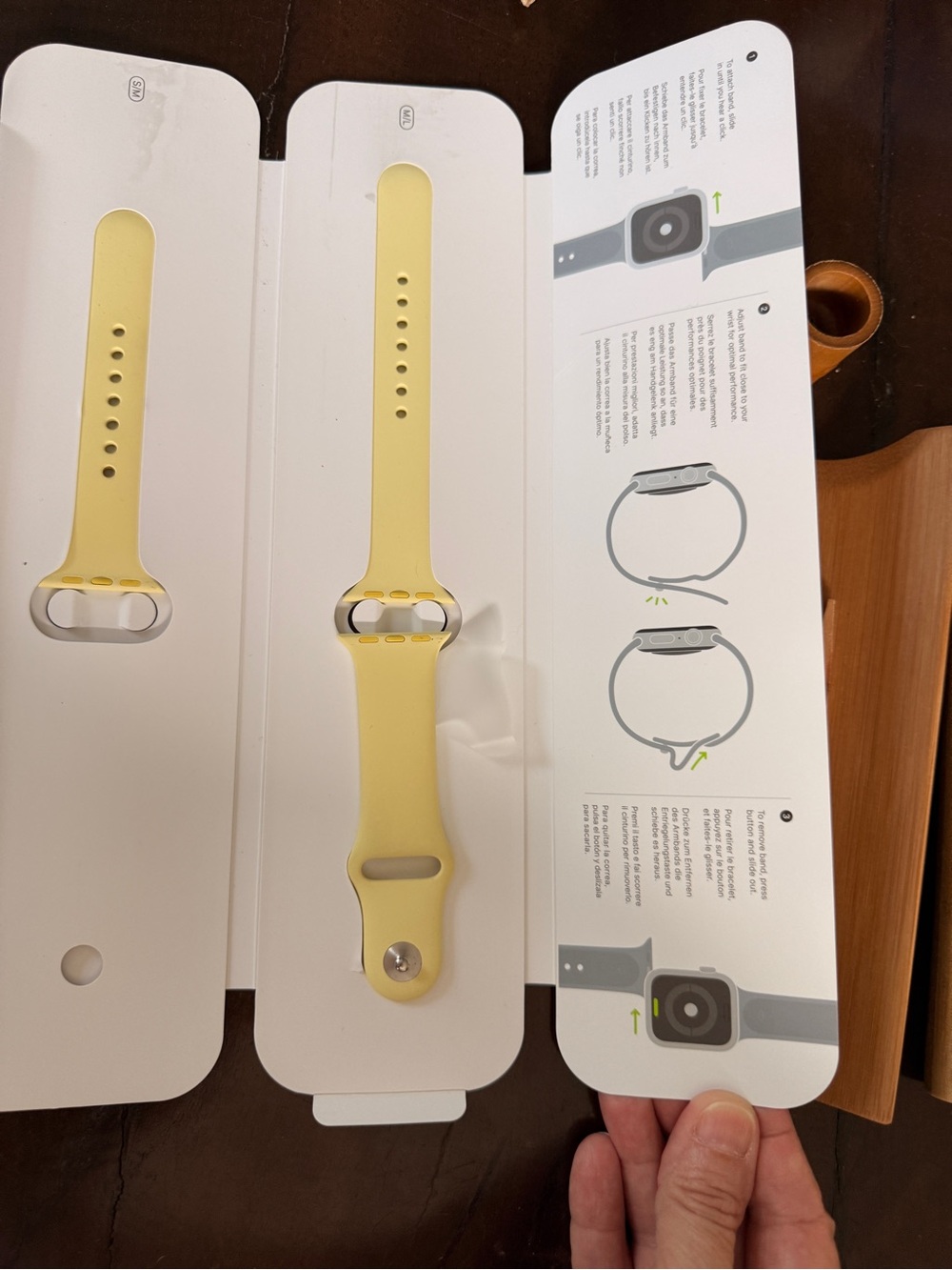 New Authentic Apple Watch 40mm Sport Band Lemon Cream W/Box